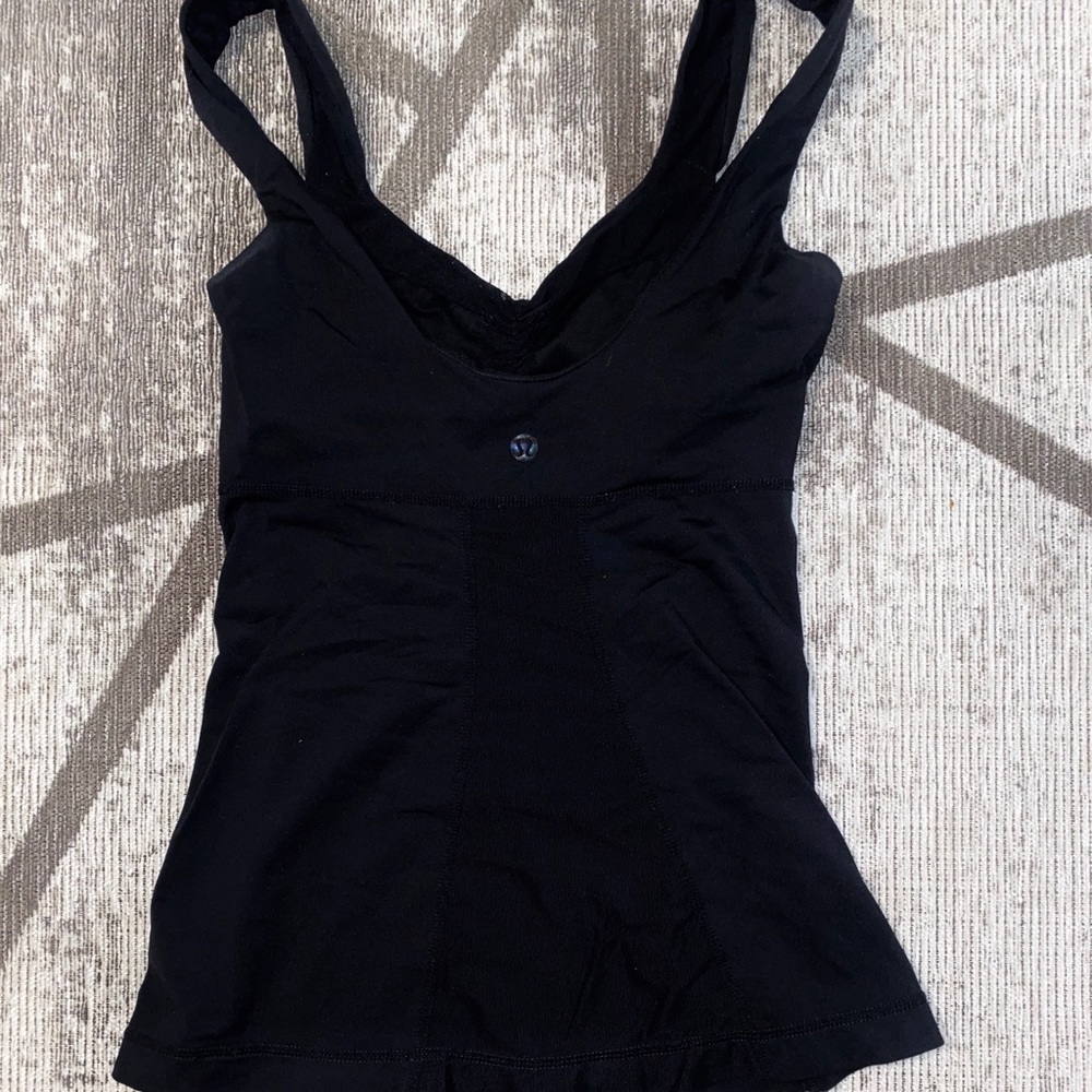 Lululemon built in bra tank top